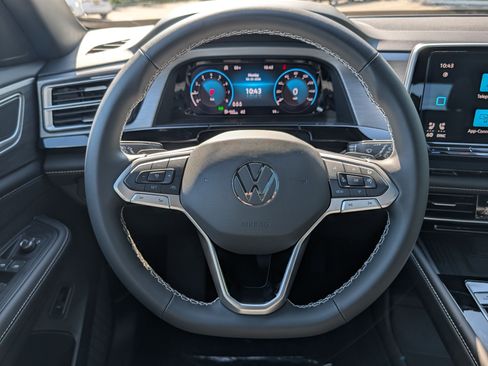 New 2026 Volkswagen Atlas Cross Sport SE AWD/4WD image 9