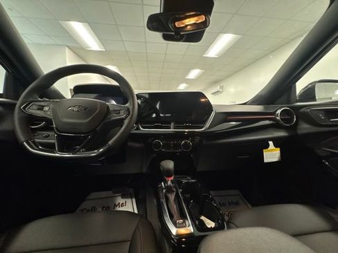 New 2026 Chevrolet Trax RS w/ Sunroof Package FWD image 12