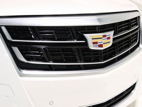 Used 2017 Cadillac XTS Luxury image 23