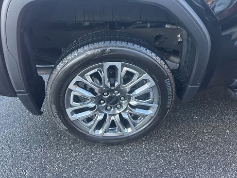 Used 2025 GMC Sierra 1500 Denali Ultimate image 20