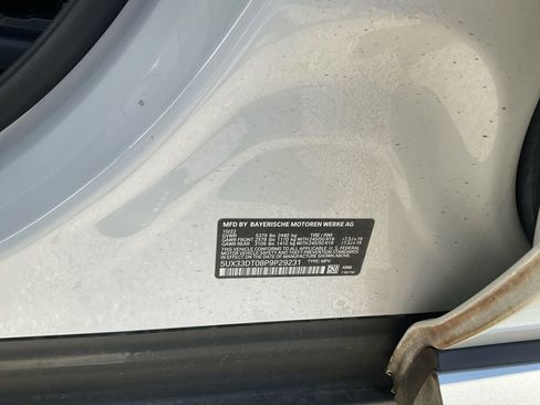 Used 2023 BMW X4 xDrive30i image 38