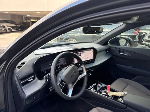 New 2026 Audi Q3 quattro 2.0T AWD/4WD image 12