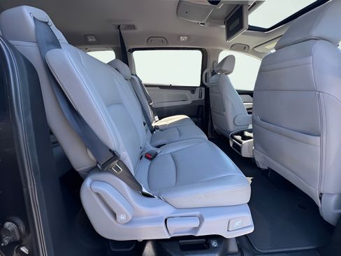 Used 2018 Honda Odyssey Elite image 27