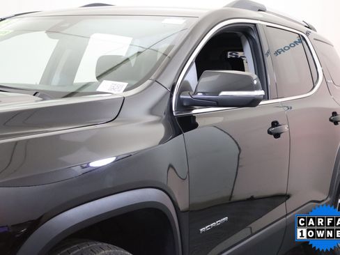 Used 2023 GMC Acadia SLE w/ Driver Convenience Package image 12