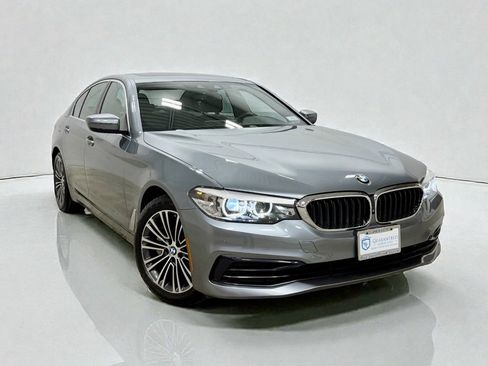 Used 2019 BMW 530i xDrive 530i xDrive w/ Convenience Package image 3