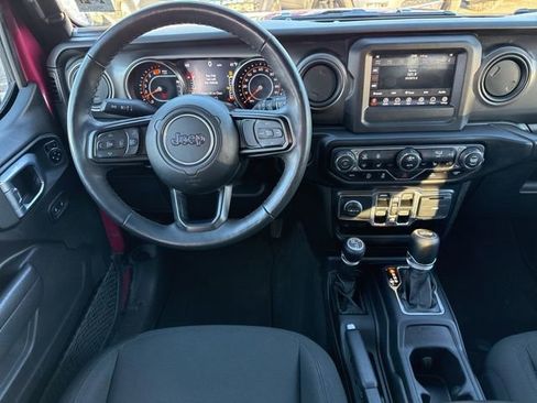 Used 2022 Jeep Wrangler Unlimited Sport image 26