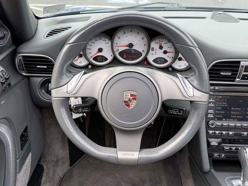 Used 2009 Porsche 911 Carrera S image 10