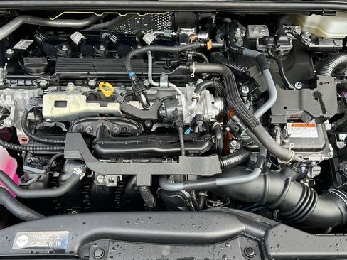 Certified 2025 Toyota Prius LE image 23