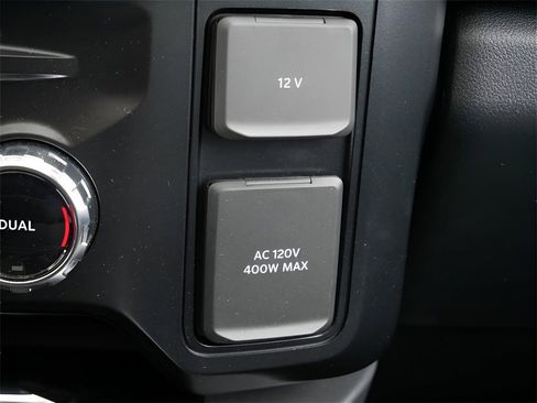 Used 2024 Ford F350 Lariat w/ Lariat Ultimate Package image 26