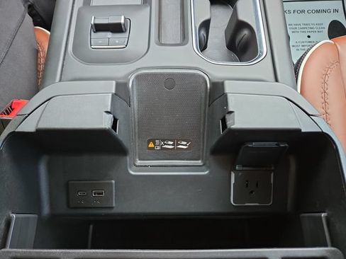 Used 2025 GMC Sierra 2500 Denali Ultimate AWD/4WD image 22