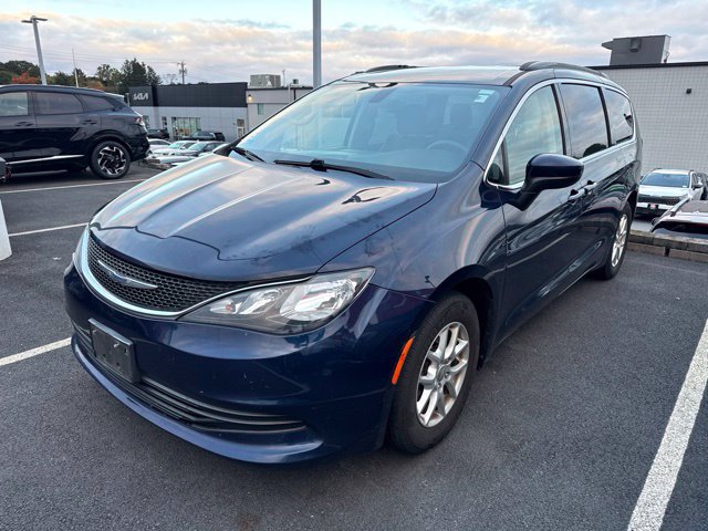 Used 2020 Chrysler Voyager Lxi FWD image 1