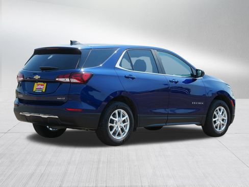 Used 2022 Chevrolet Equinox LT AWD/4WD image 7