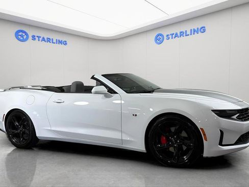 Used 2021 Chevrolet Camaro LT w/ Technology Package RWD image 12