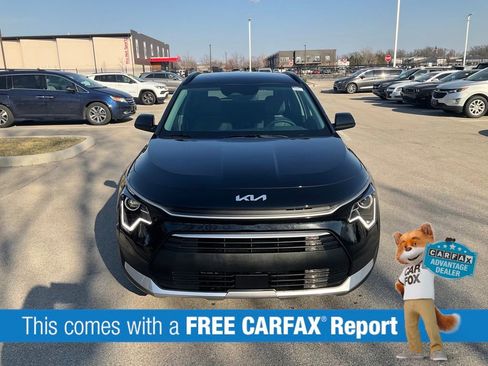 Certified 2025 Kia Niro EX image 2