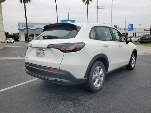 Certified 2025 Honda HR-V LX image 5