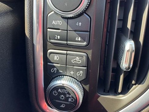 Used 2019 GMC Sierra 1500 SLT w/ SLT Premium Plus Package image 27