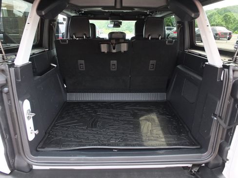 Used 2023 Ford Bronco Big Bend w/ Sasquatch Package AWD/4WD image 15