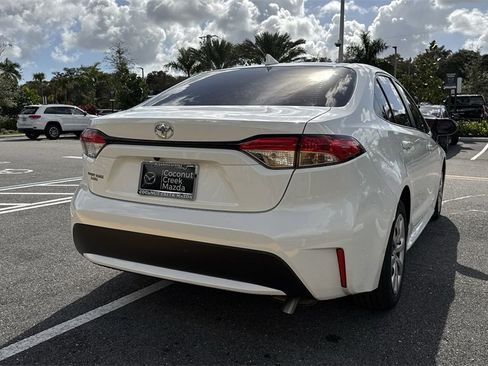 Used 2022 Toyota Corolla LE image 26