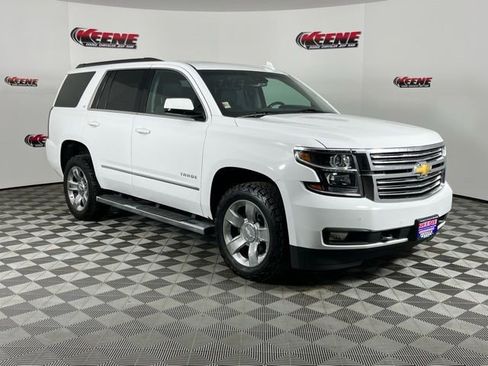 Used 2019 Chevrolet Tahoe LT w/ LT Signature Package image 2