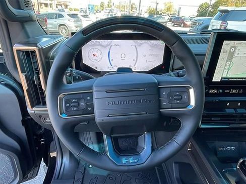 New 2025 GMC Hummer EV 3X w/ Battery Pack, 24 Module Pack image 17