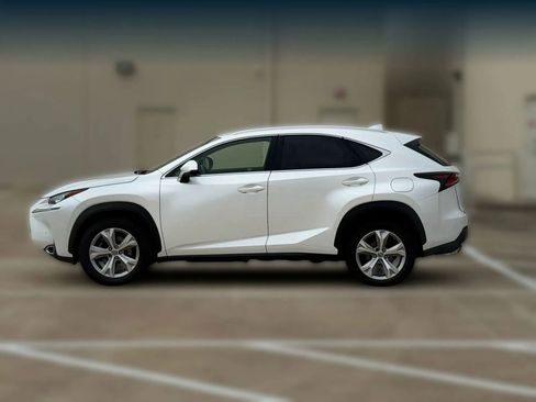 Used 2017 Lexus NX 200t FWD w/ Premium Package image 4