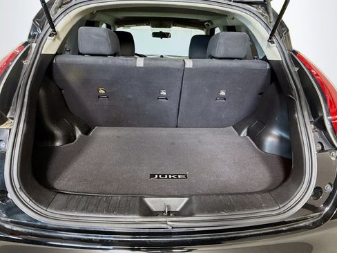 Used 2017 Nissan Juke SV image 35