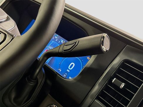 New 2025 Ford F250 Platinum image 16