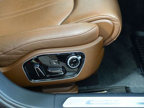 Used 2016 Audi A8 L 3.0T w/ Executive Package image 10