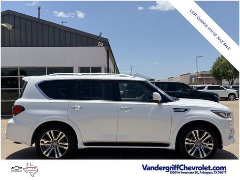 Used 2021 INFINITI QX80 Luxe w/ Cargo Package RWD image 3