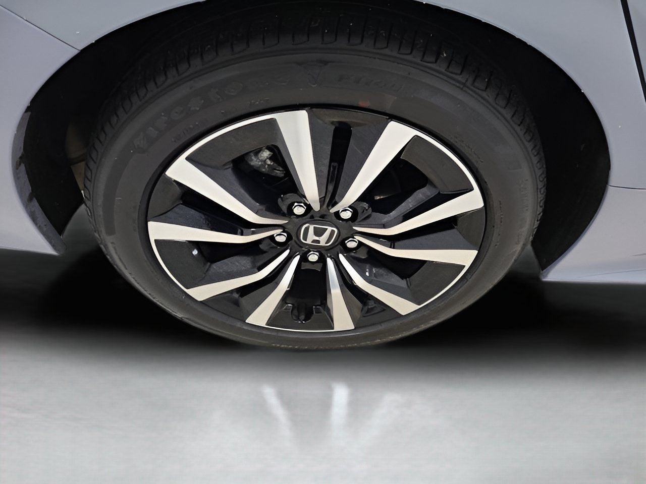 Used 2024 Honda Civic EX image 8