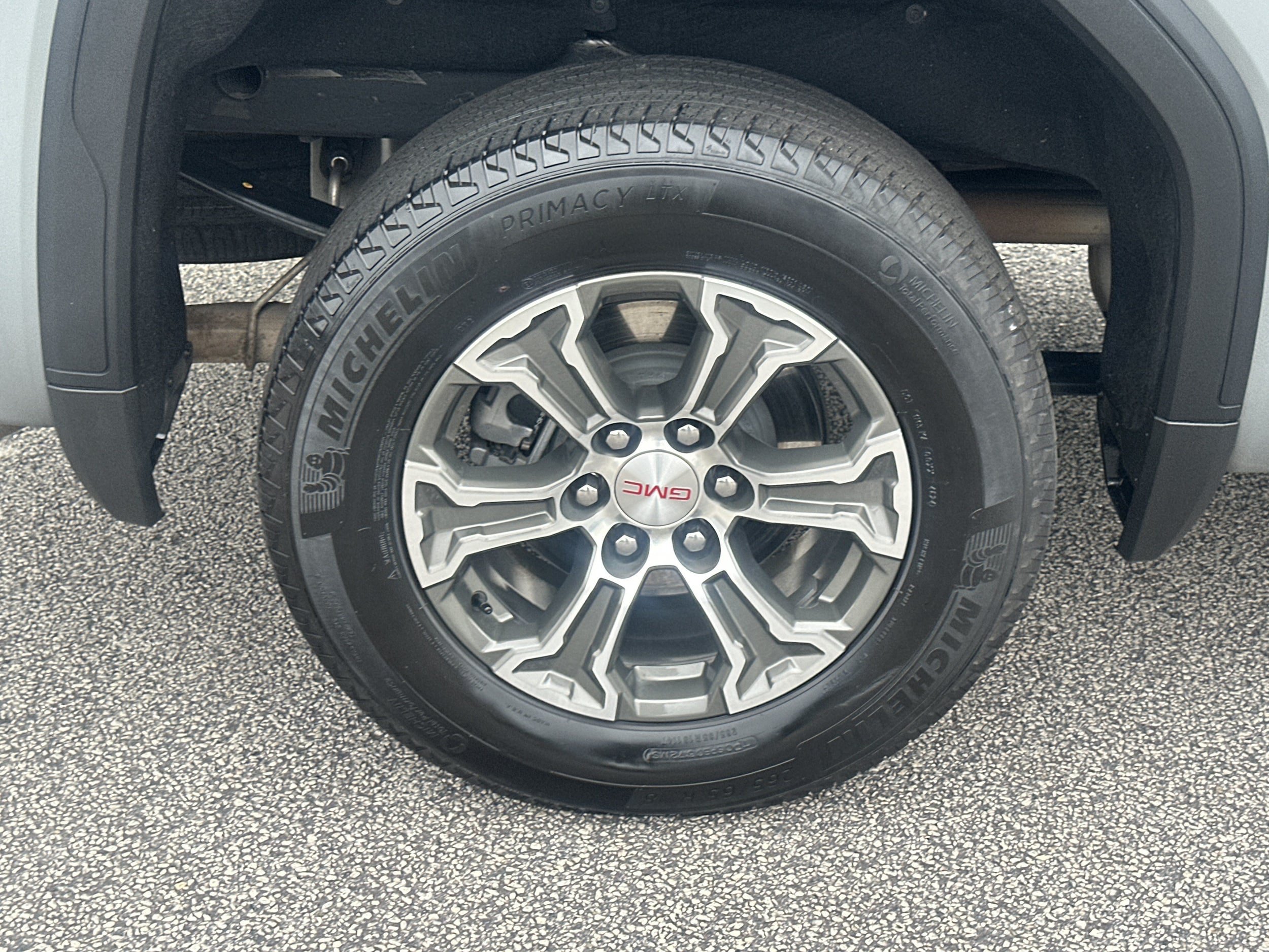 Used 2025 GMC Sierra 1500 SLT AWD/4WD image 17