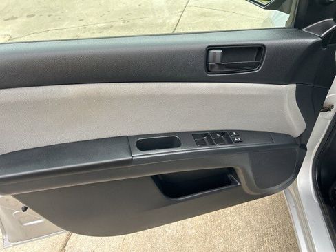 Used 2012 Nissan Sentra 2.0 image 17