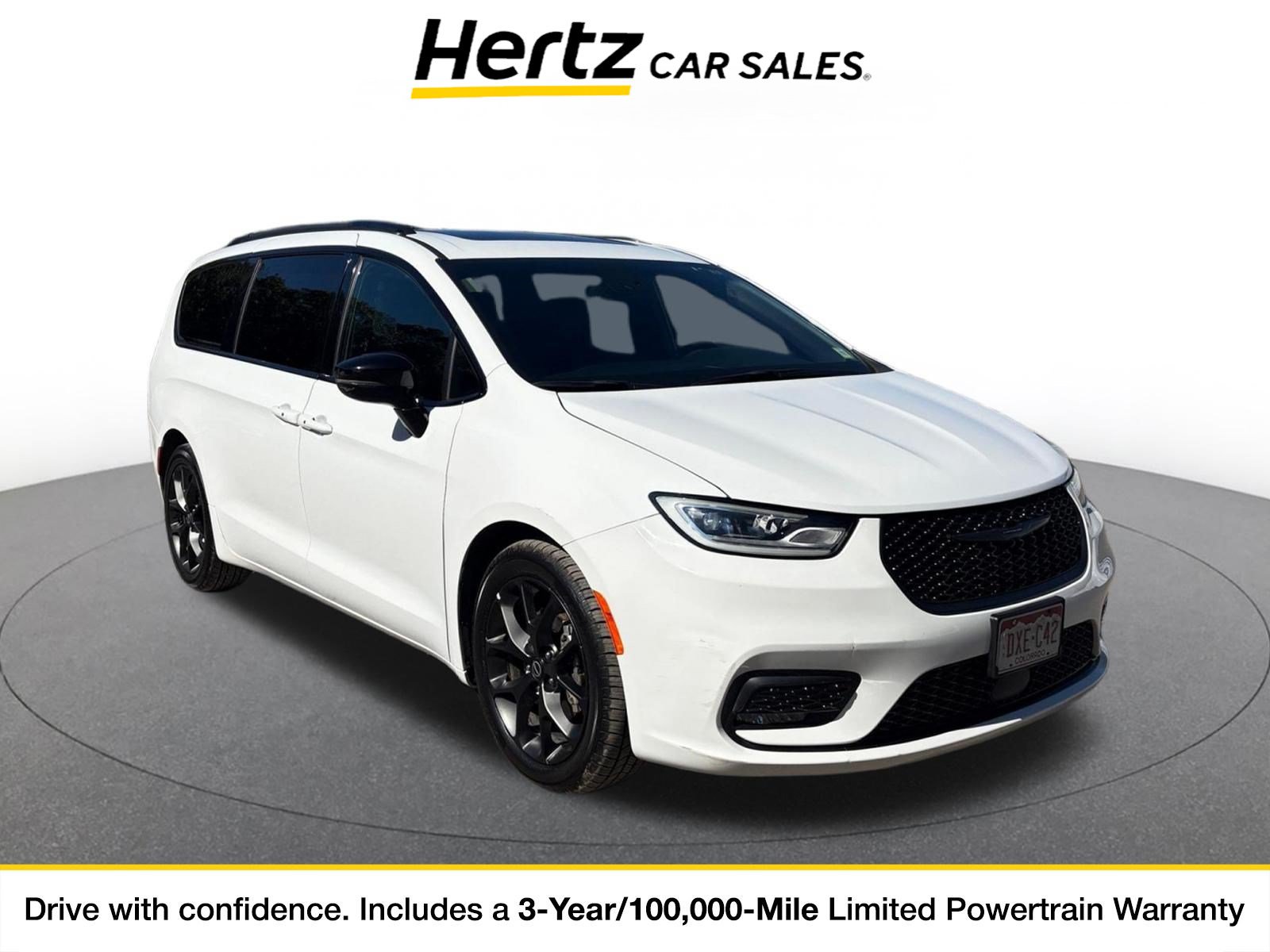 Used 2025 Chrysler Pacifica Limited FWD image 1