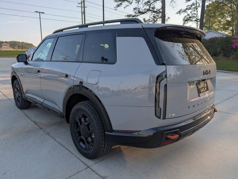 New 2027 Kia Telluride SX Prestige X-Pro AWD/4WD image 3