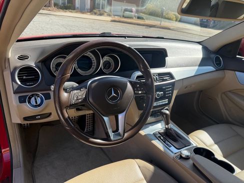 Used 2015 Mercedes-Benz C 250 Coupe image 16