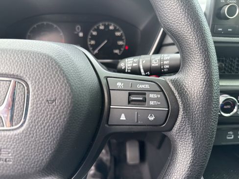 Used 2025 Honda CR-V EX image 16
