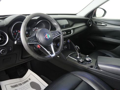 Used 2018 Alfa Romeo Stelvio Ti w/ Convenience Package image 13