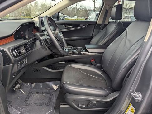 Certified 2021 Lincoln Nautilus Reserve w/ Equipment Group 201A image 19