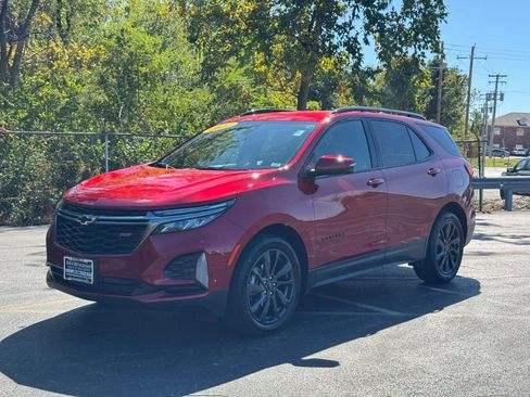 Used 2022 Chevrolet Equinox RS w/ Infotainment Package image 8