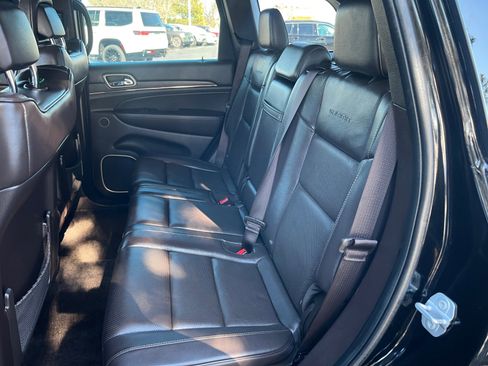 Used 2017 Jeep Grand Cherokee Summit image 17
