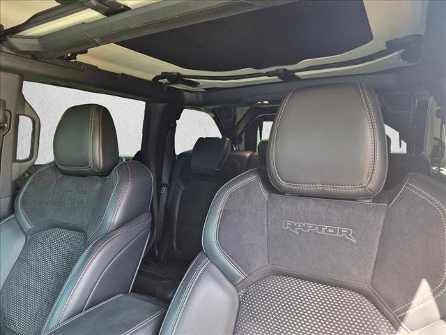 Used 2025 Ford Bronco Raptor AWD/4WD image 16