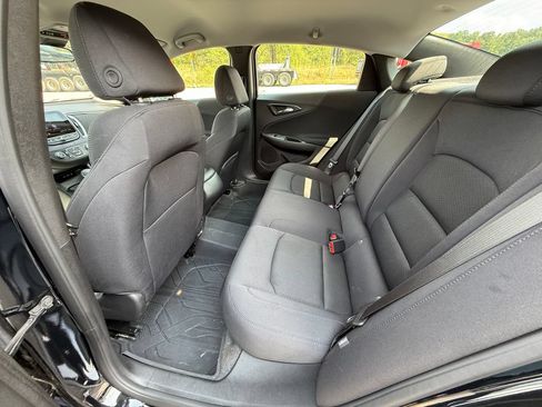 Certified 2024 Chevrolet Malibu RS w/ LPO, Floor Liner Package FWD image 24