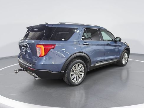 Used 2021 Ford Explorer Limited w/ Hybrid Equipment Group 310A AWD/4WD image 3