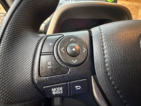 Used 2013 Toyota RAV4 XLE AWD/4WD image 24