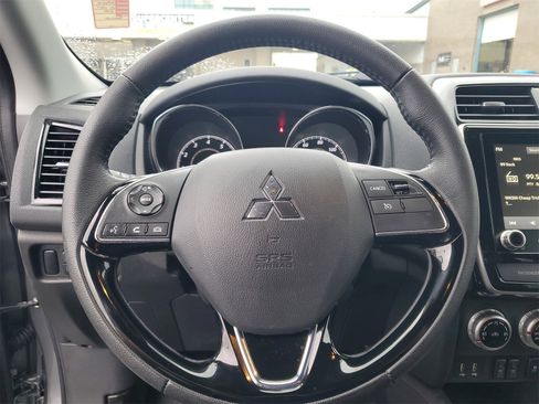 Used 2023 Mitsubishi Outlander Sport SE image 10