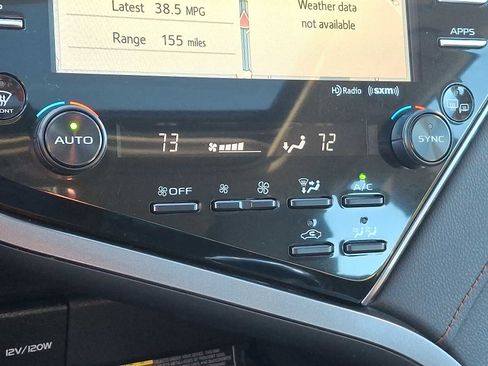 Certified 2019 Toyota Camry XLE image 19