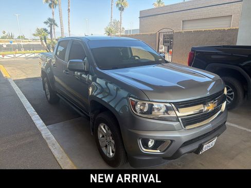 Used 2019 Chevrolet Colorado LT w/ LT Convenience Package RWD image 3