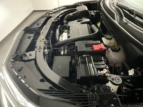 New 2026 Chevrolet Equinox LT w/ Safety and Technology Package FWD image 21