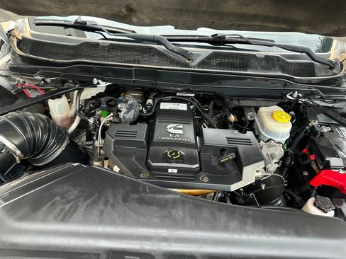 Used 2020 RAM 2500 Laramie image 27