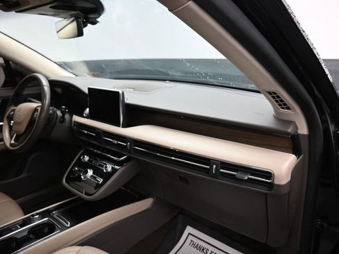 Used 2021 Lincoln Corsair Reserve w/ Equipment Group 201A image 12